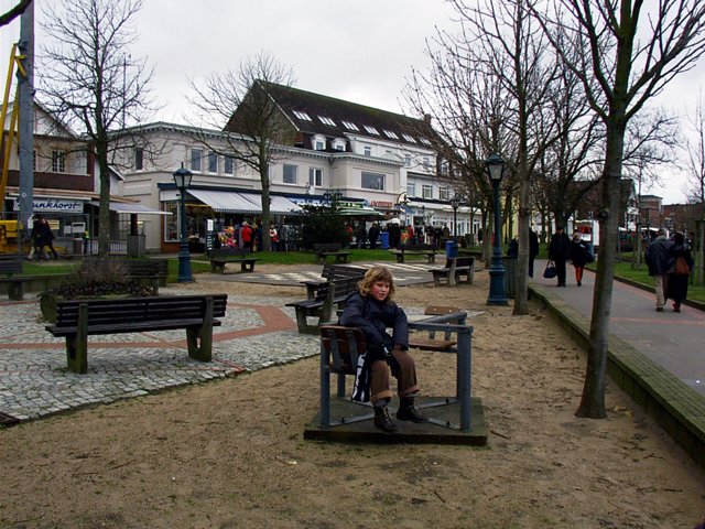 picture004.jpg